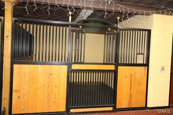 Merry & Oneils/Hillsboro Add - Commercial Sale