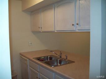 Geyer Place Condo - Residential