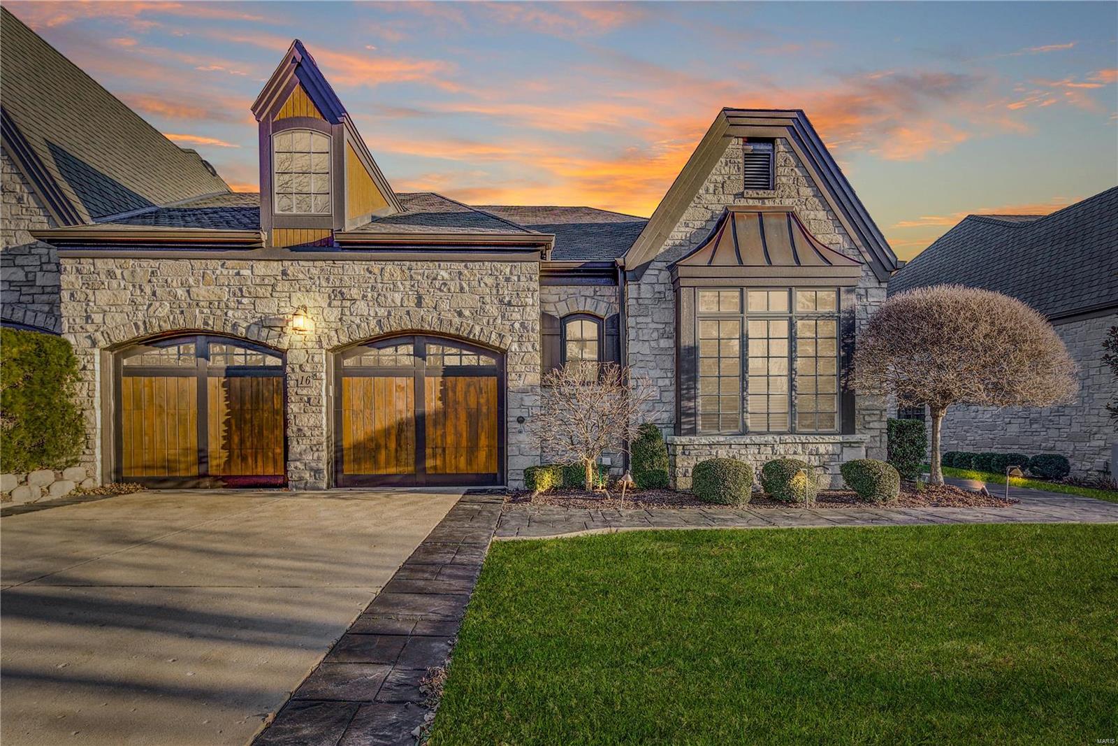 Conway On The Grove - Residential