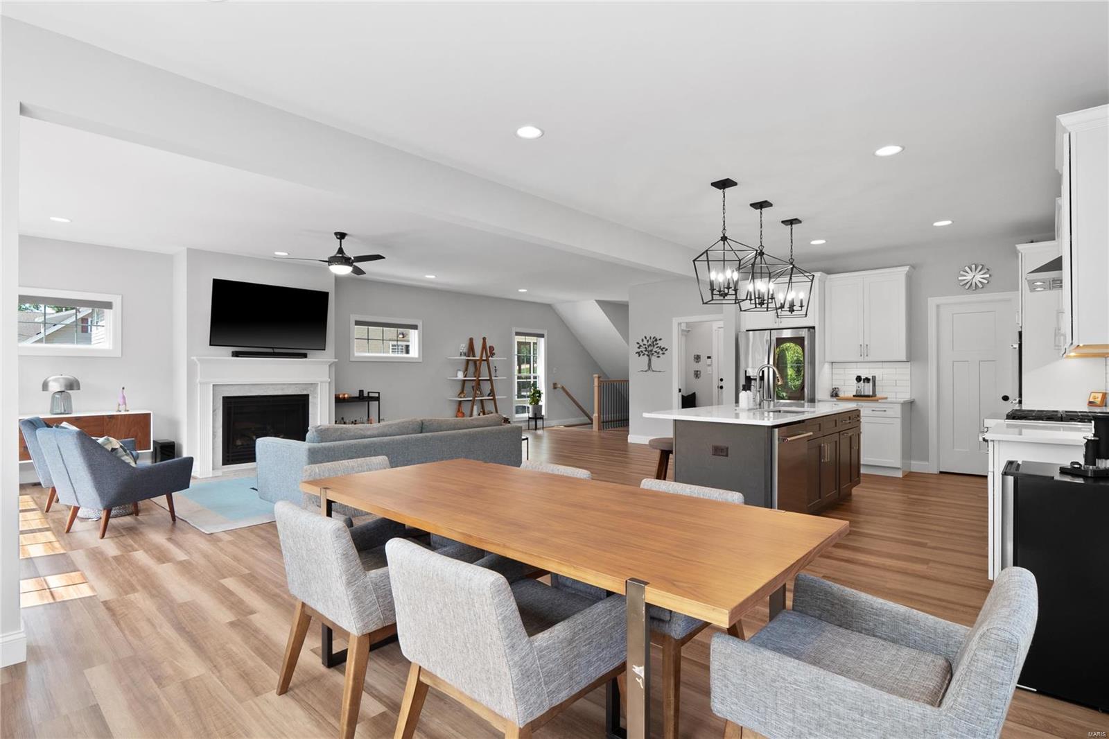 High School Terrace - Residential