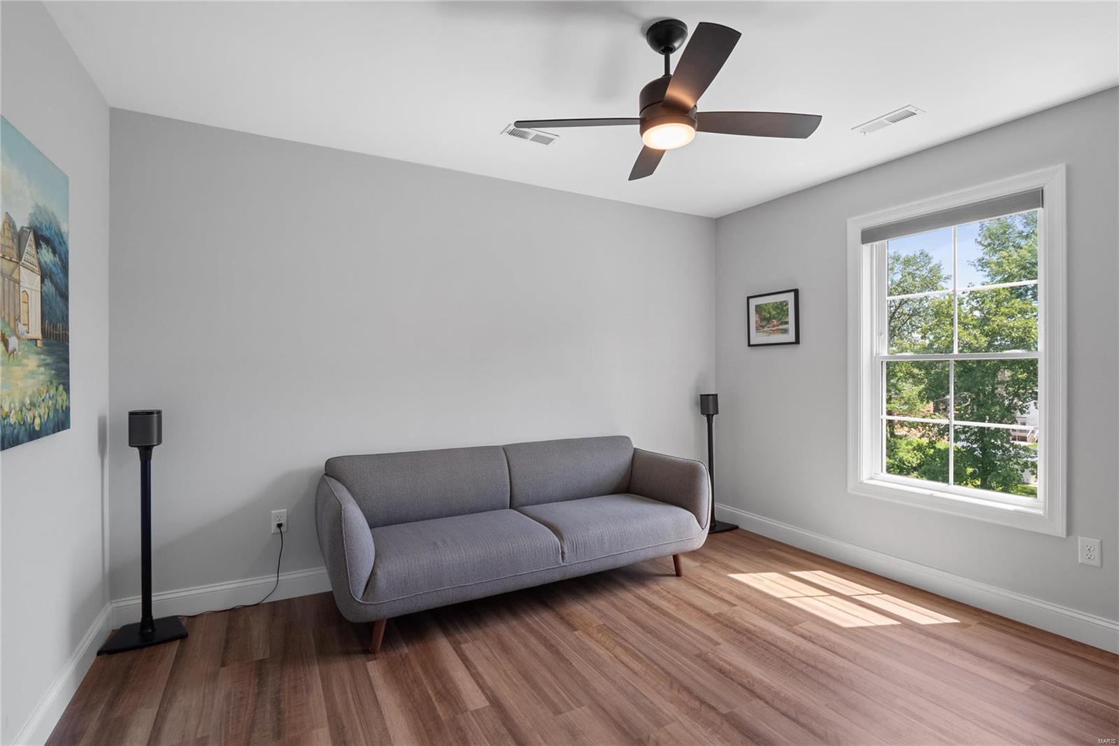 High School Terrace - Residential