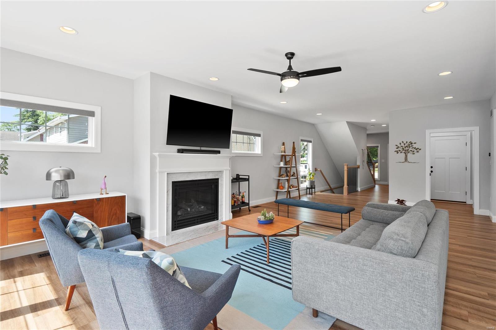 High School Terrace - Residential