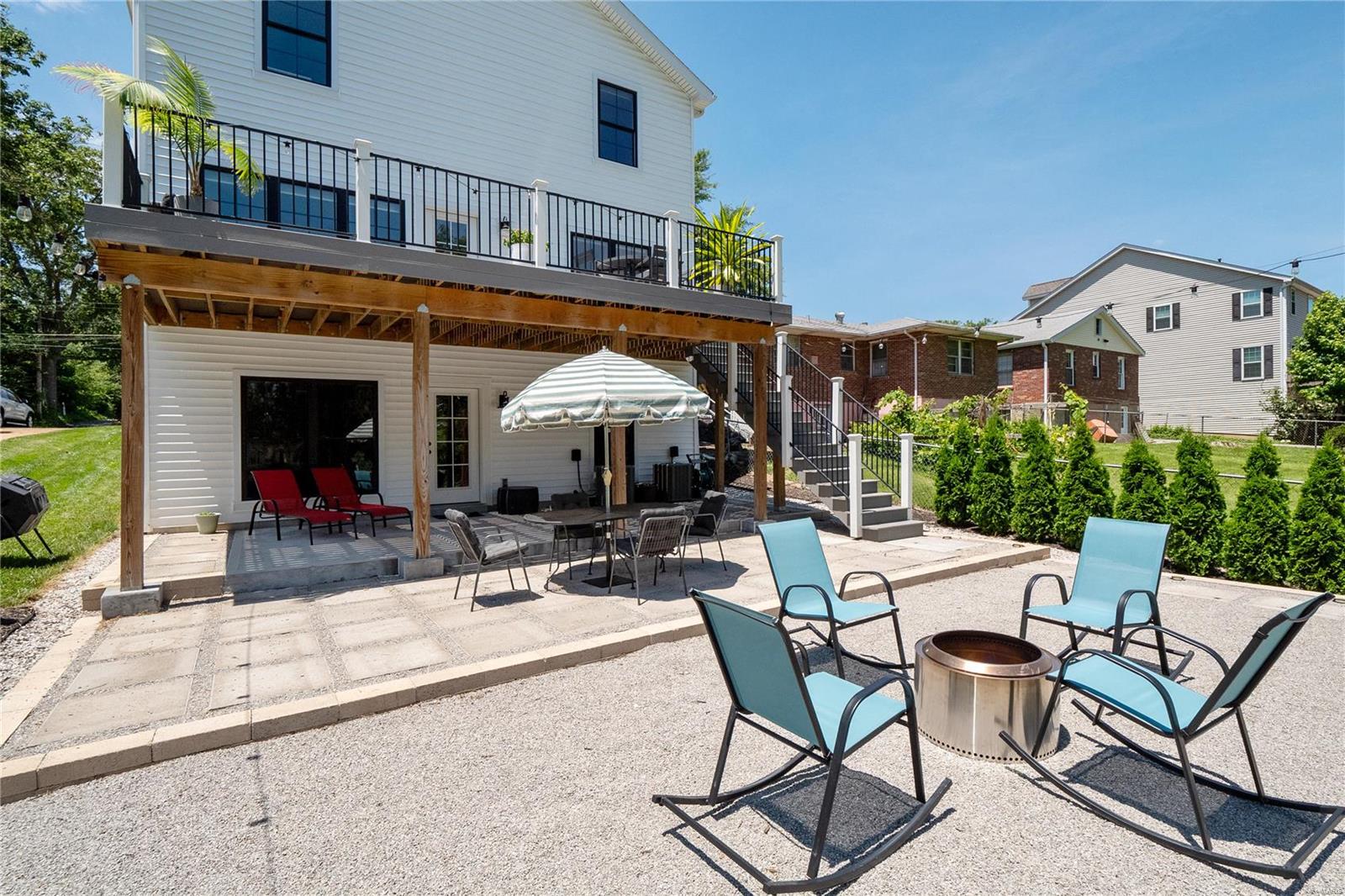 High School Terrace - Residential