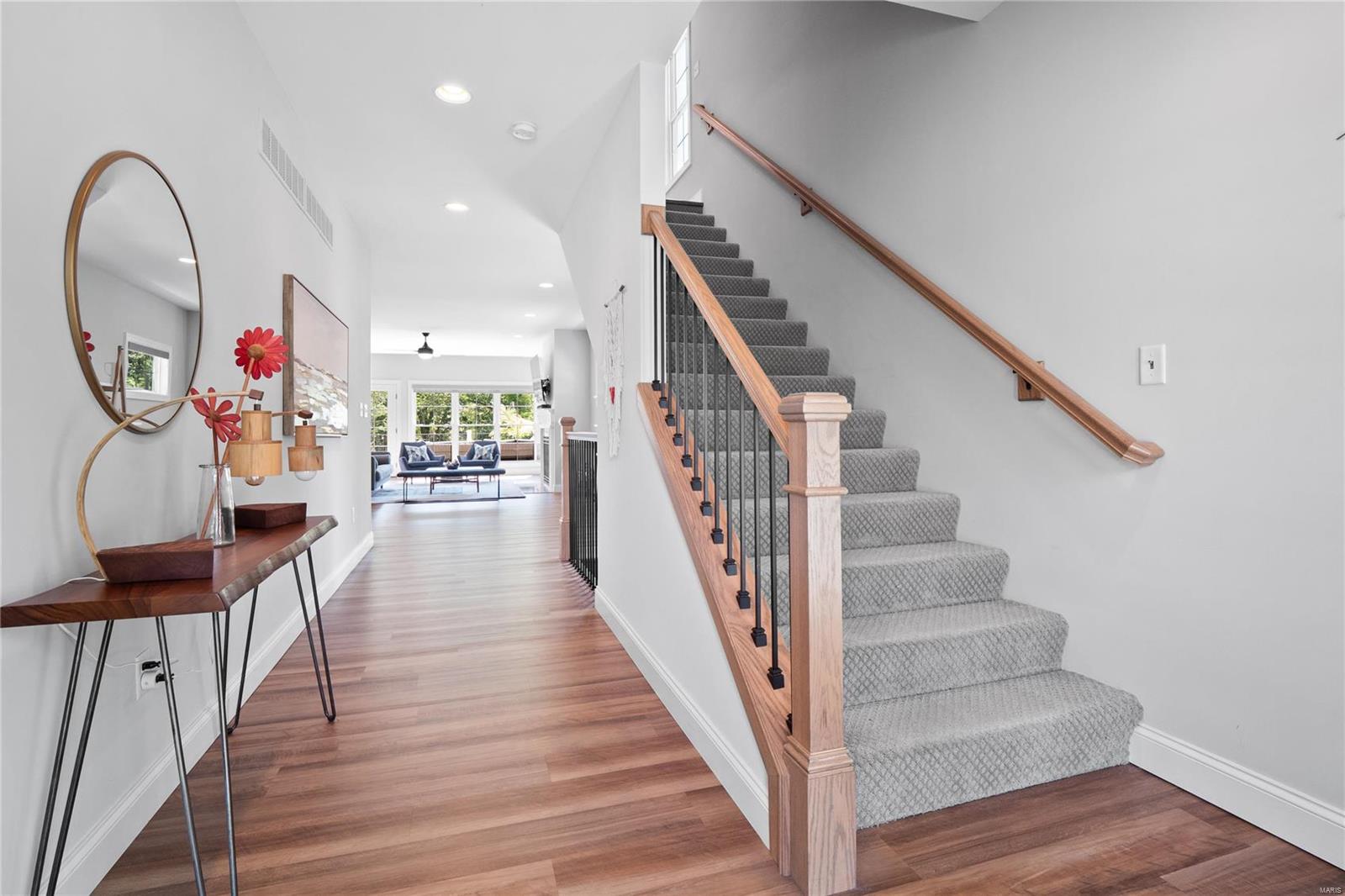 High School Terrace - Residential