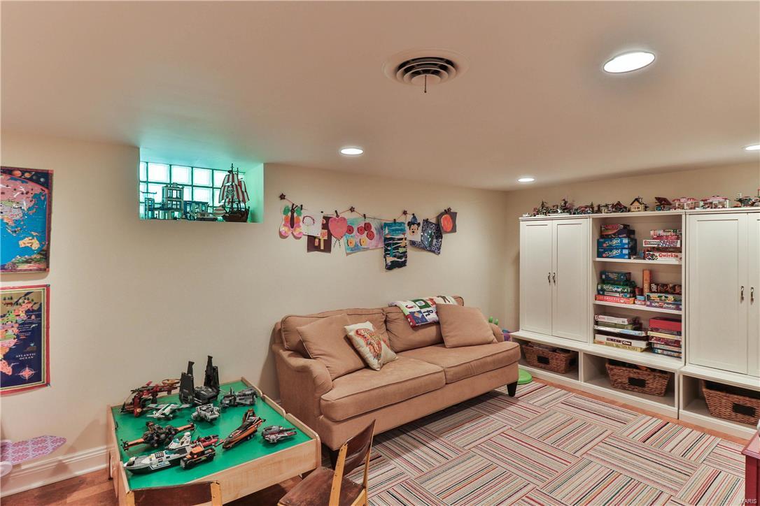 St Louis Hills - Residential