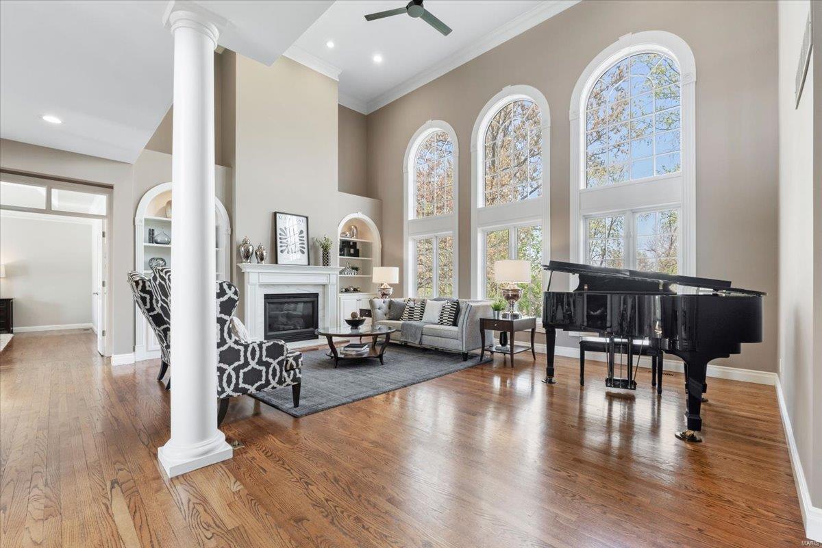 Chesterfield, Missouri 63017, United States, 5 Bedrooms Bedrooms, ,6 BathroomsBathrooms,Residential,Pending,113341