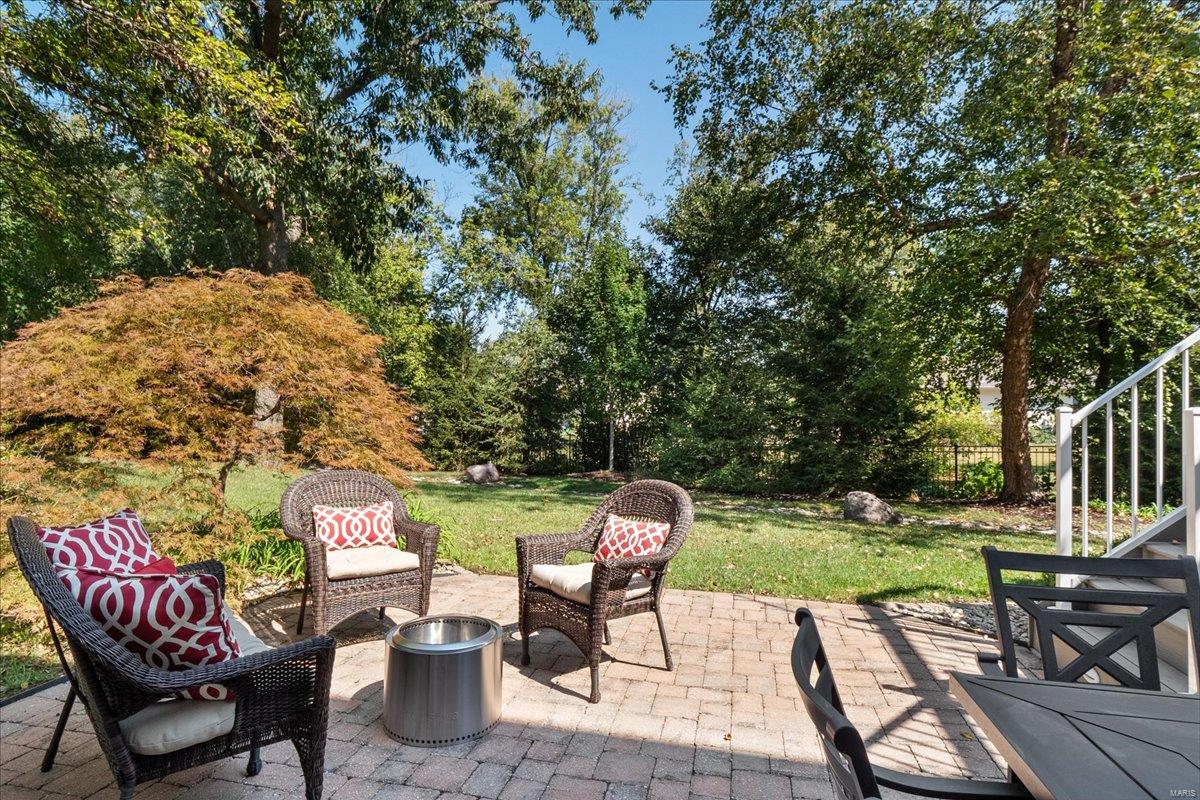 Chesterfield, Missouri 63017, United States, 5 Bedrooms Bedrooms, ,6 BathroomsBathrooms,Residential,Pending,113341