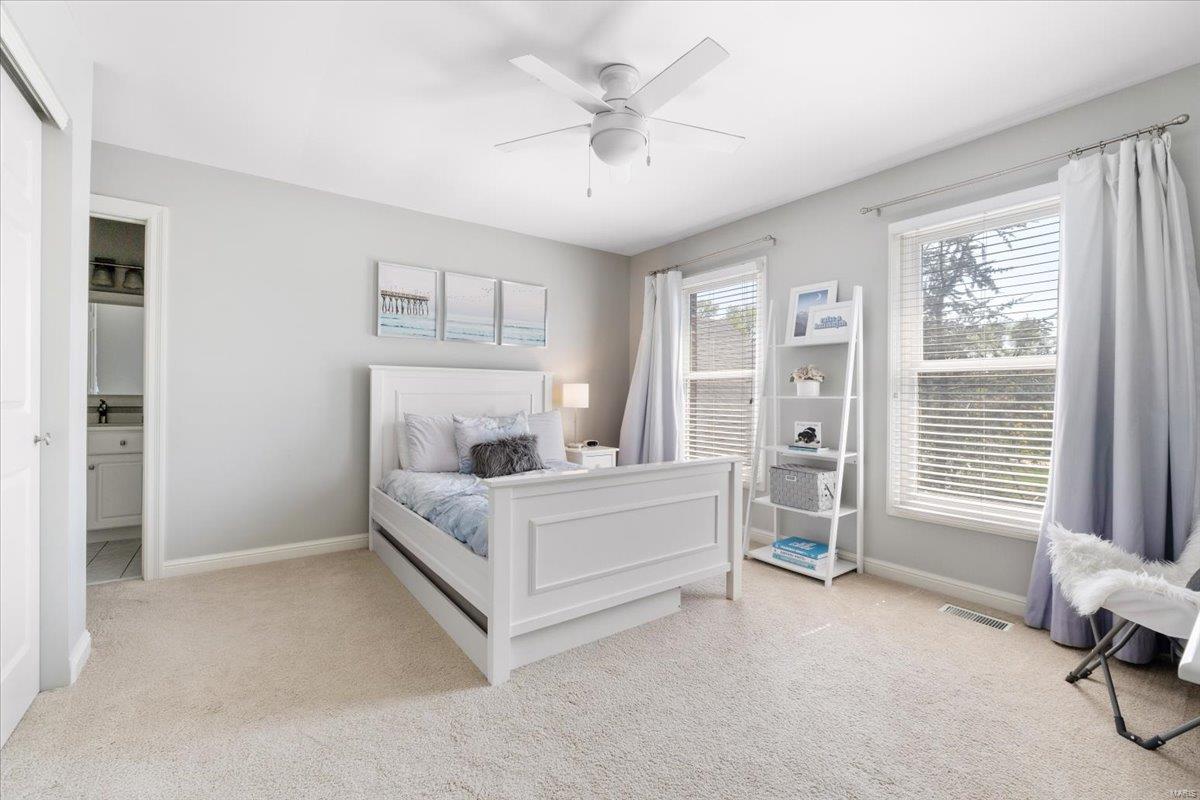 Chesterfield, Missouri 63017, United States, 5 Bedrooms Bedrooms, ,6 BathroomsBathrooms,Residential,Pending,113341