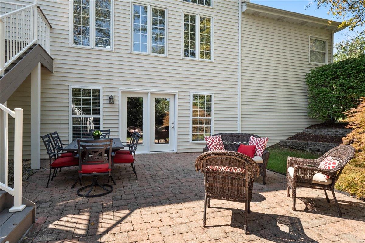 Chesterfield, Missouri 63017, United States, 5 Bedrooms Bedrooms, ,6 BathroomsBathrooms,Residential,Pending,113341