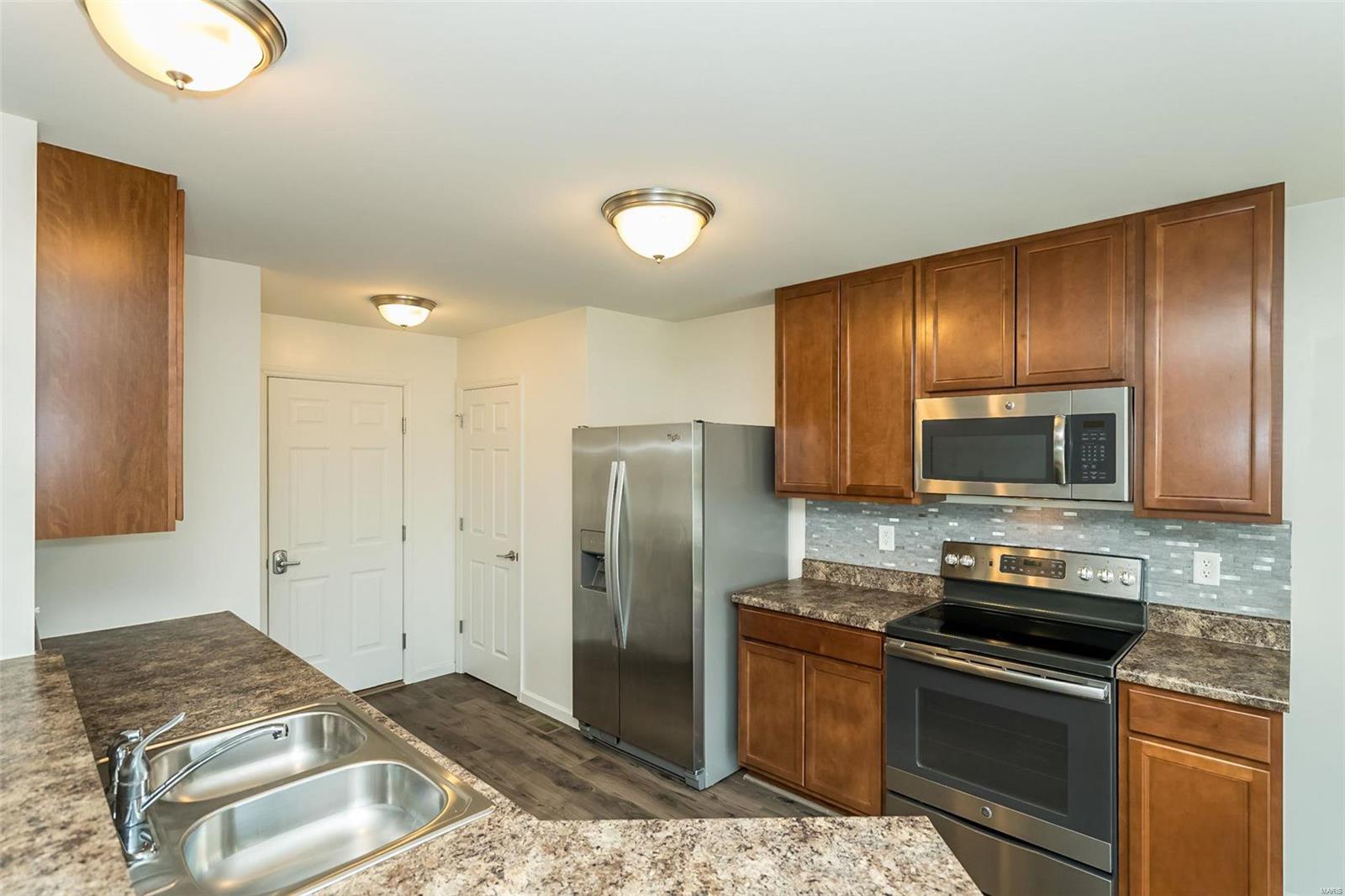 Charlestowne Crossing #3 - Residential Lease