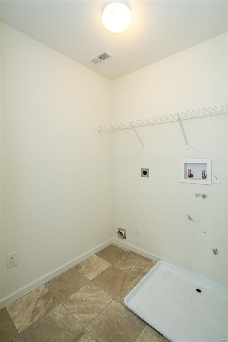 Charlestowne Crossing #3 - Residential Lease