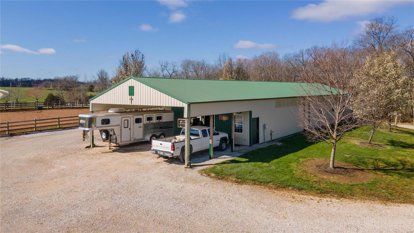 Silex, Missouri 63377, United States, 5 Bedrooms Bedrooms, ,4 BathroomsBathrooms,Residential,Pending,61803