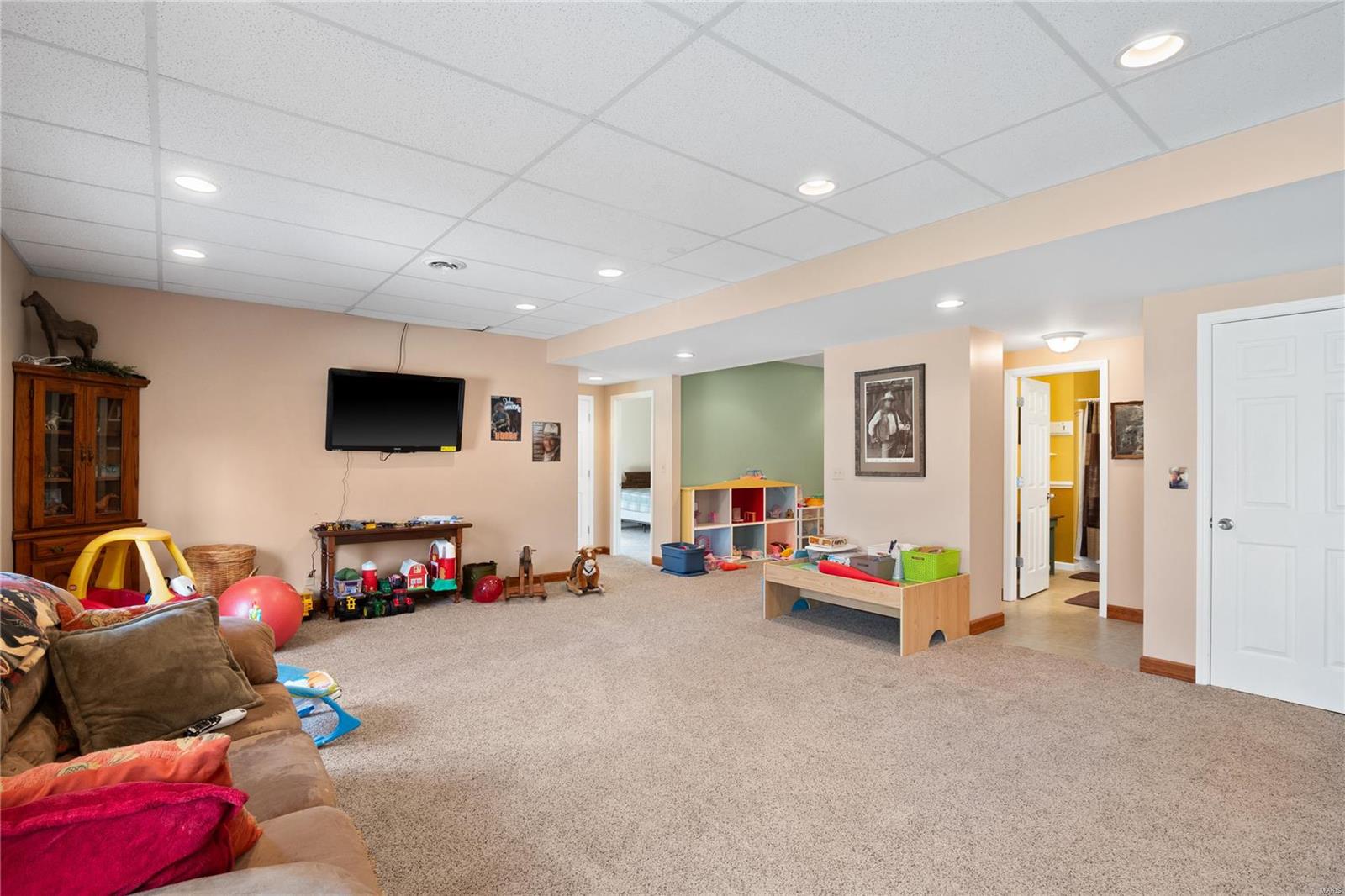 Silex, Missouri 63377, United States, 5 Bedrooms Bedrooms, ,4 BathroomsBathrooms,Residential,Pending,61803