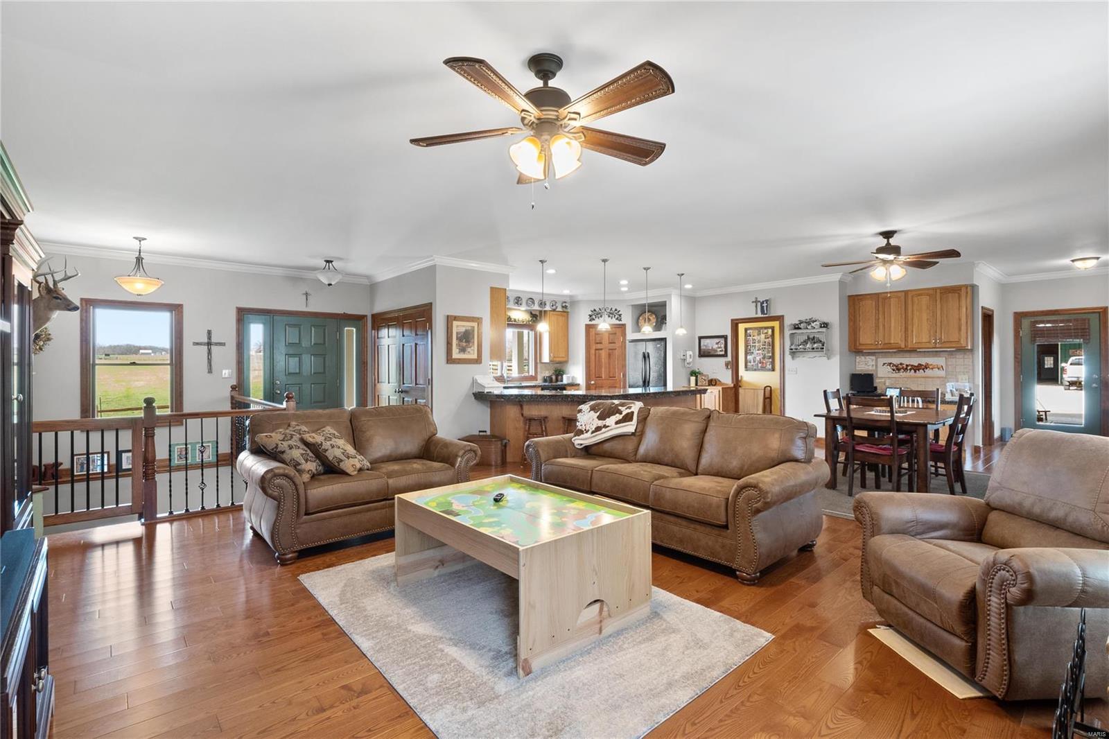 Silex, Missouri 63377, United States, 5 Bedrooms Bedrooms, ,4 BathroomsBathrooms,Residential,Pending,61803