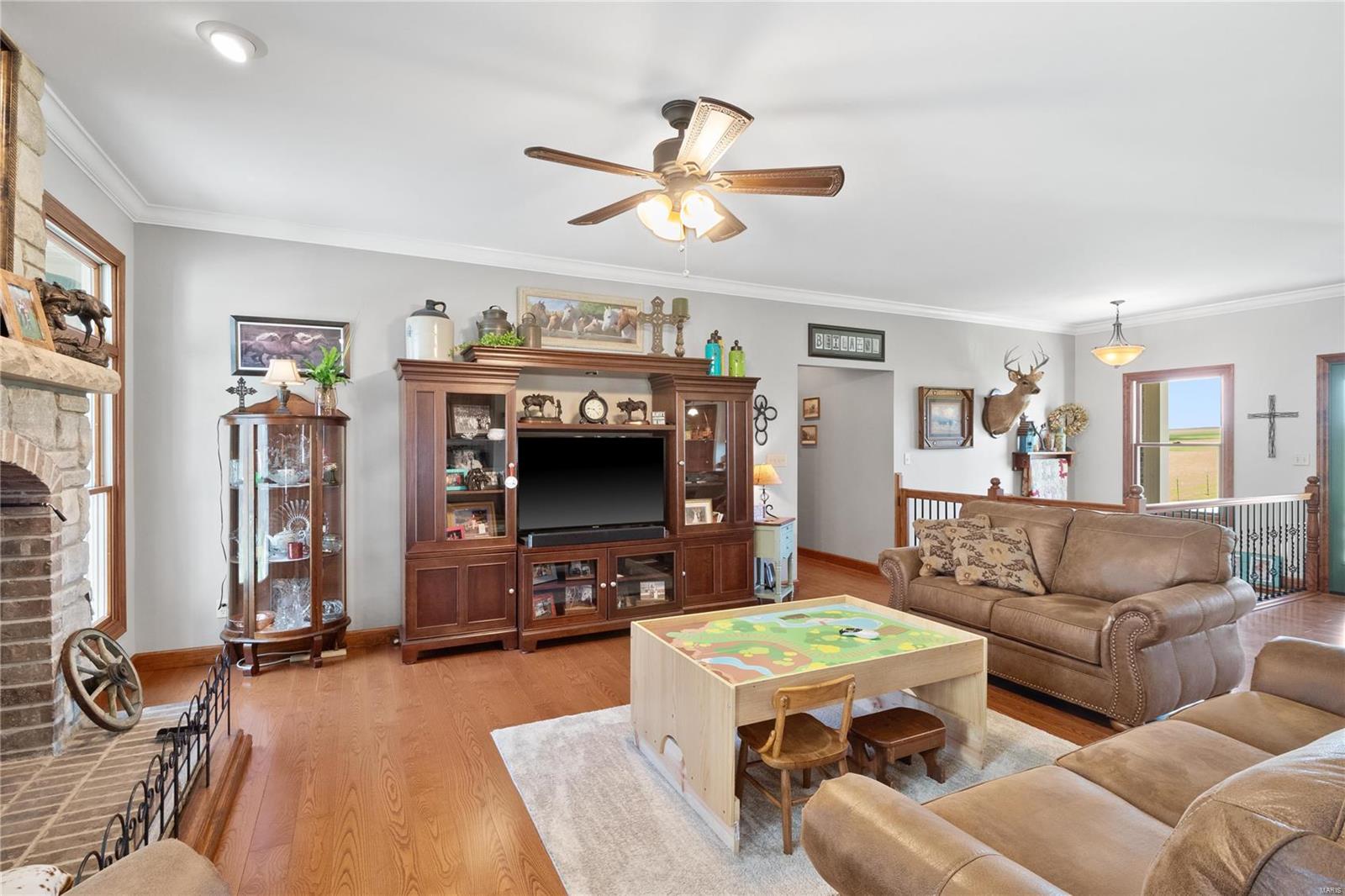 Silex, Missouri 63377, United States, 5 Bedrooms Bedrooms, ,4 BathroomsBathrooms,Residential,Pending,61803