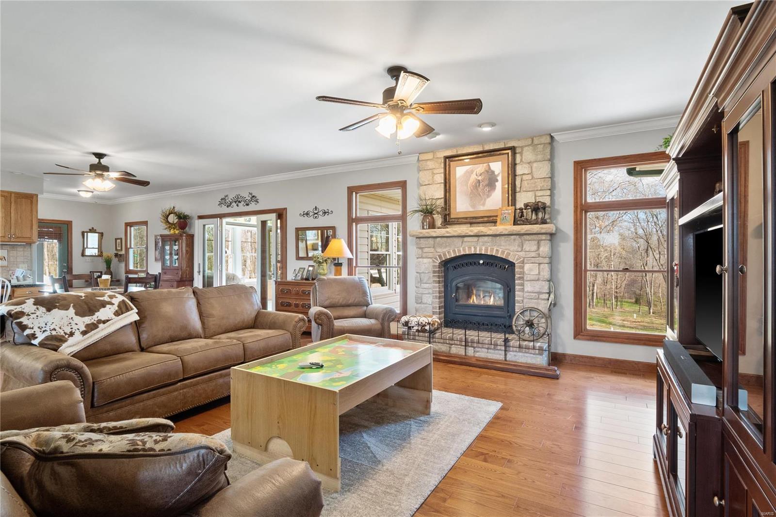 Silex, Missouri 63377, United States, 5 Bedrooms Bedrooms, ,4 BathroomsBathrooms,Residential,Pending,61803