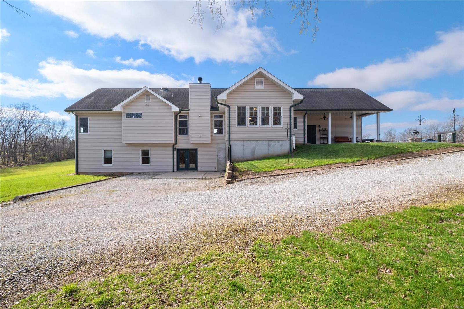 Silex, Missouri 63377, United States, 5 Bedrooms Bedrooms, ,4 BathroomsBathrooms,Residential,Pending,61803