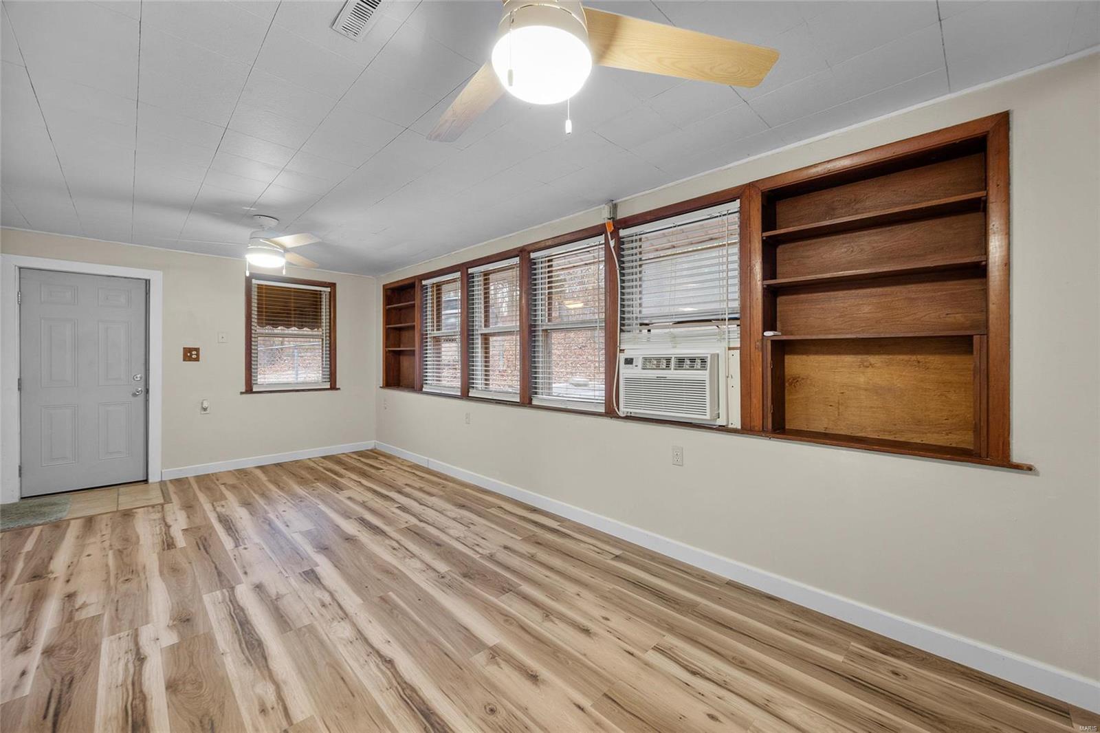 656 Sunset Farms Trail