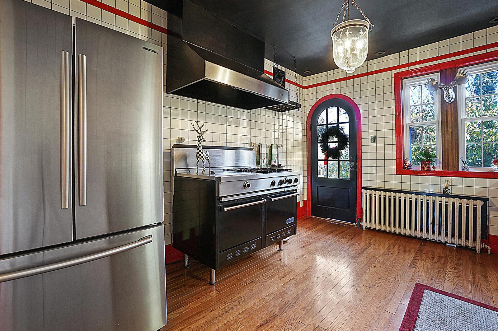 Sub of Lt 5 Summit Tr - Residential