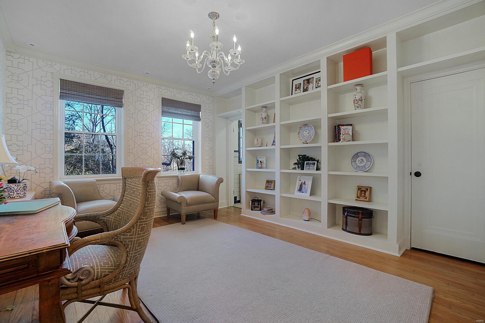 Sub of Lt 5 Summit Tr - Residential