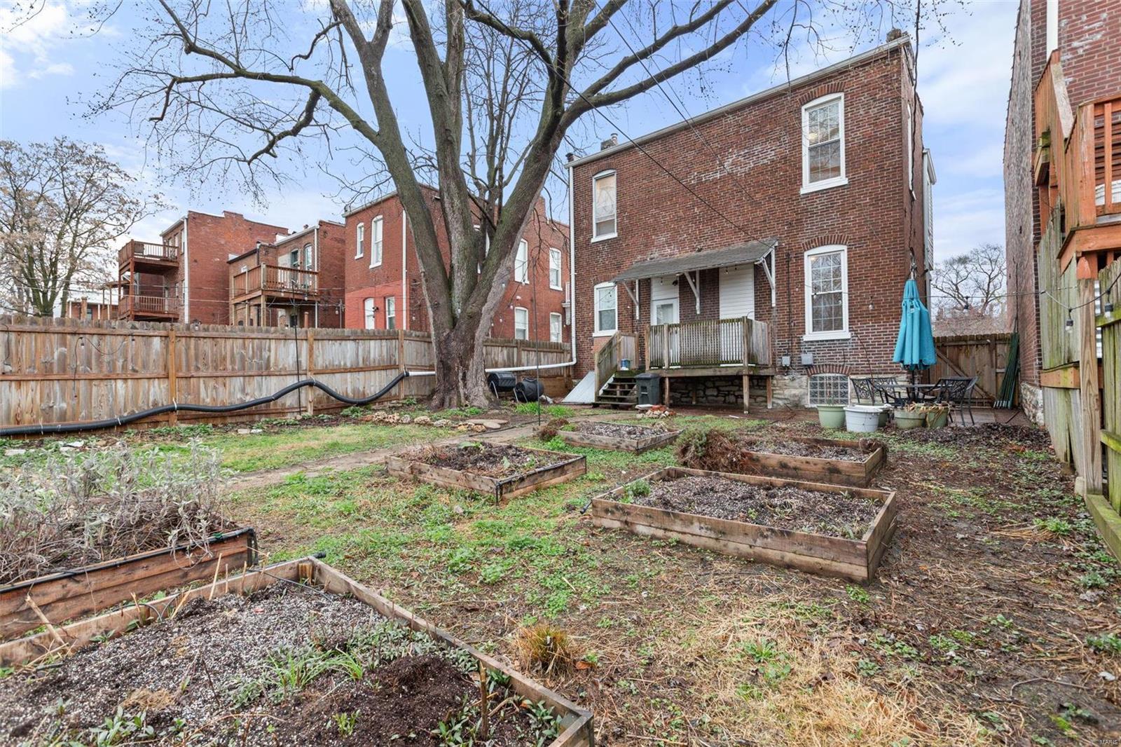 Cherokee Place Add - Residential