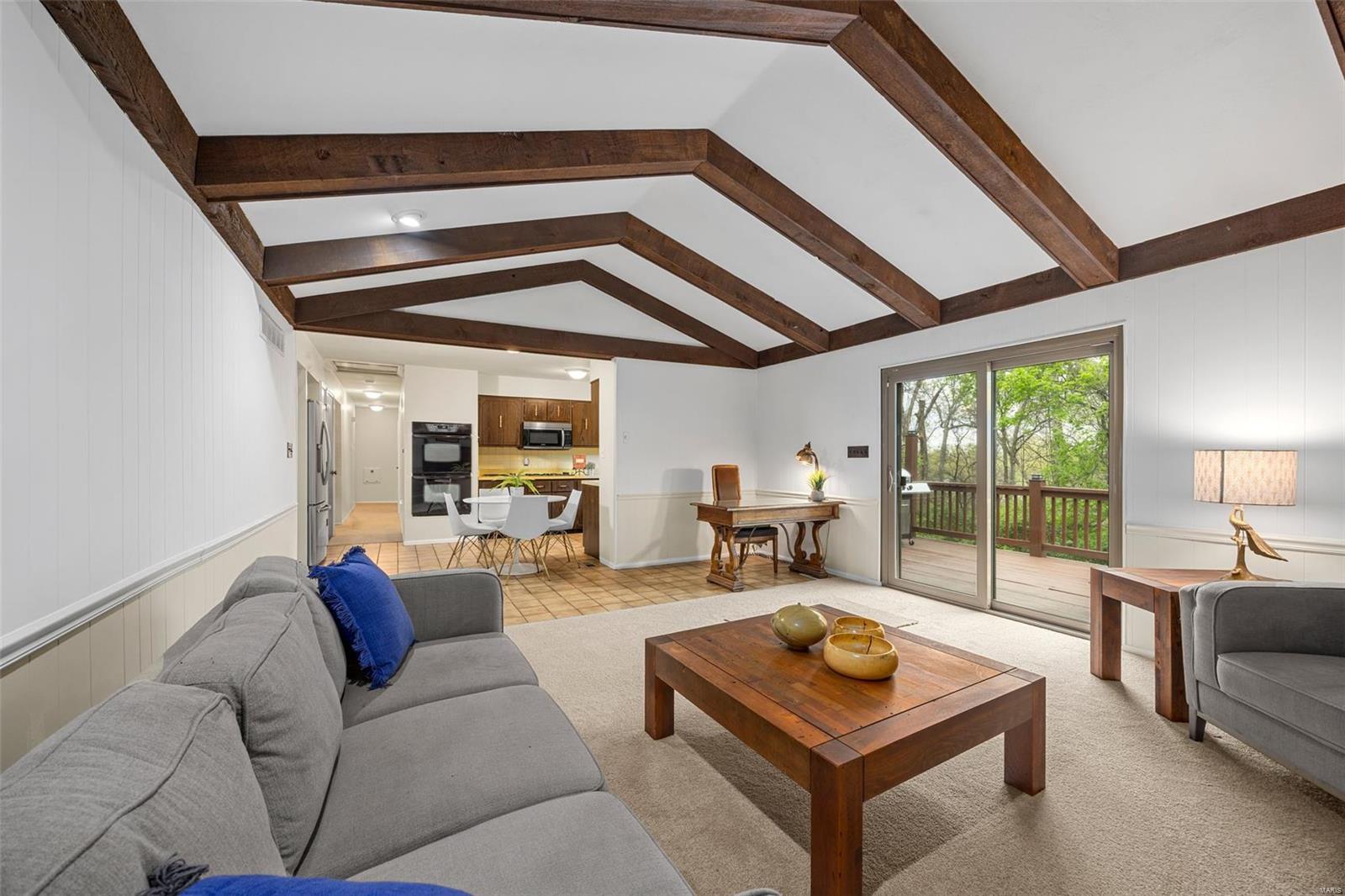 St Louis, Missouri 63141, United States, 3 Bedrooms Bedrooms, ,3 BathroomsBathrooms,Residential,Pending,109404