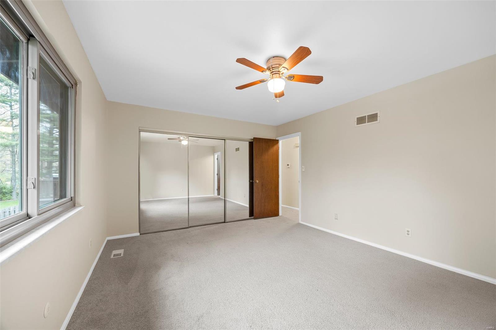 St Louis, Missouri 63141, United States, 3 Bedrooms Bedrooms, ,3 BathroomsBathrooms,Residential,Pending,109404