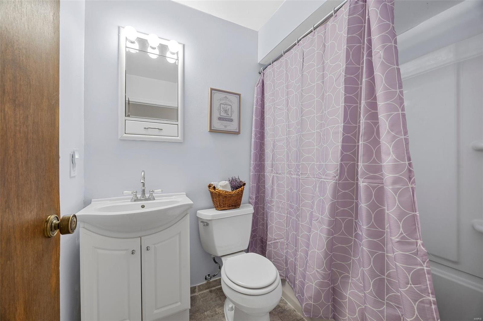 St Louis, Missouri 63141, United States, 3 Bedrooms Bedrooms, ,3 BathroomsBathrooms,Residential,Pending,109404