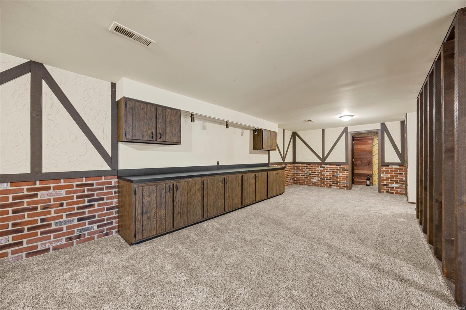 St Louis, Missouri 63141, United States, 3 Bedrooms Bedrooms, ,3 BathroomsBathrooms,Residential,Pending,109404