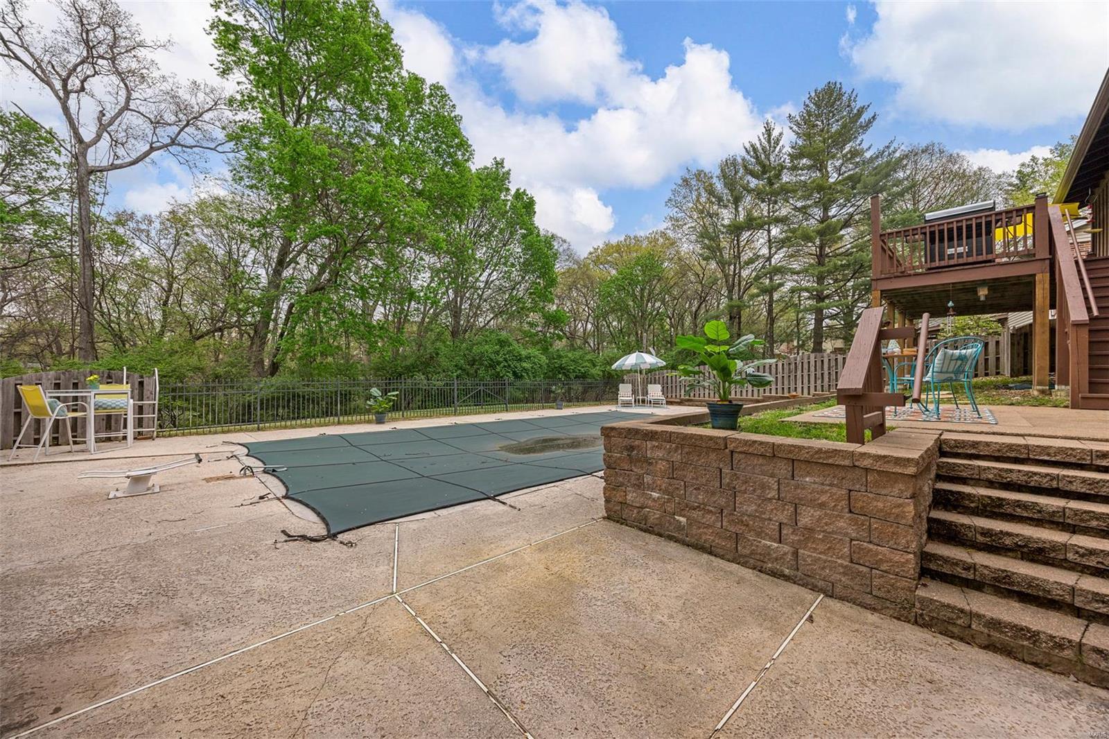 St Louis, Missouri 63141, United States, 3 Bedrooms Bedrooms, ,3 BathroomsBathrooms,Residential,Pending,109404