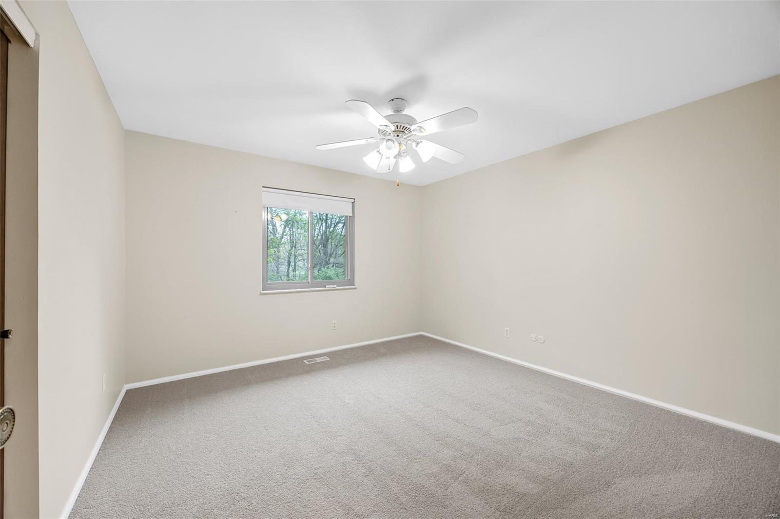 St Louis, Missouri 63141, United States, 3 Bedrooms Bedrooms, ,3 BathroomsBathrooms,Residential,Pending,109404