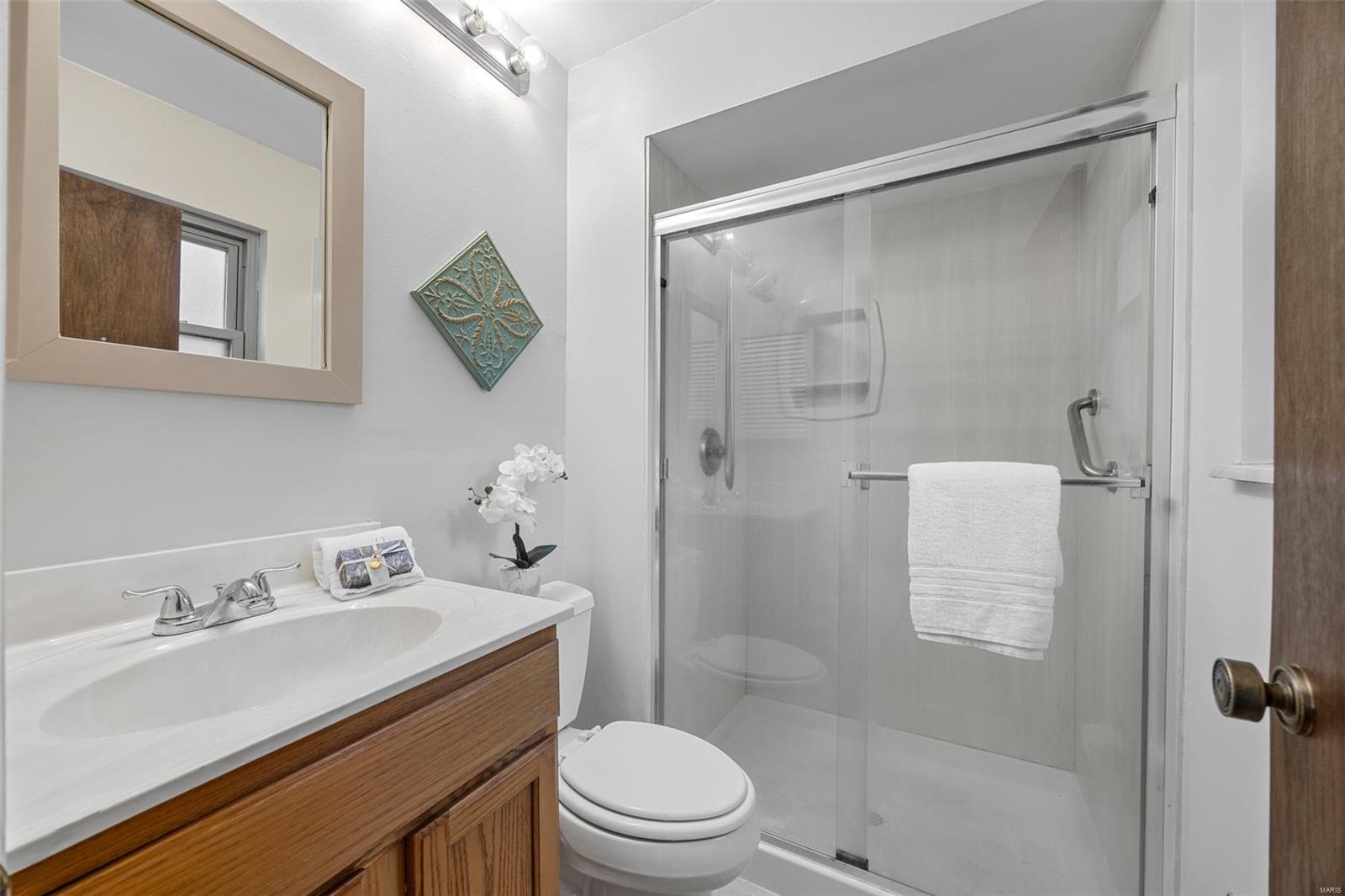 St Louis, Missouri 63141, United States, 3 Bedrooms Bedrooms, ,3 BathroomsBathrooms,Residential,Pending,109404