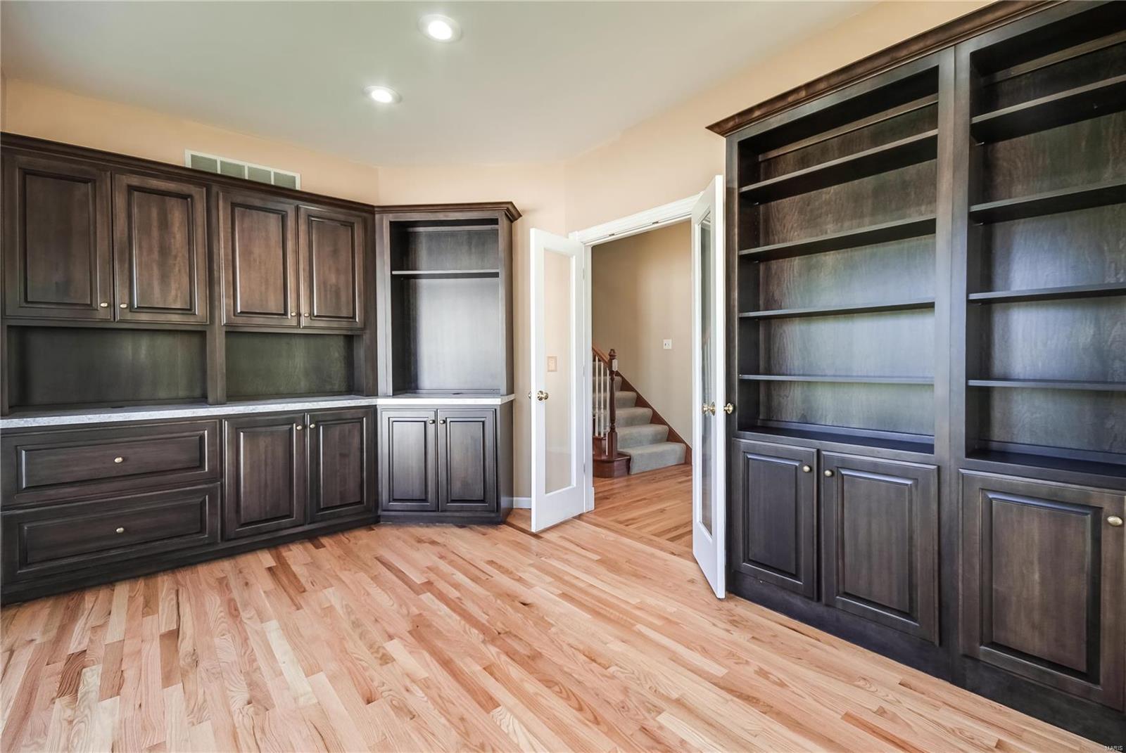 Oak Estate - Residential