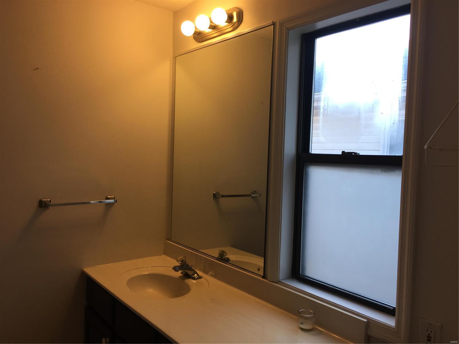 Brentwood Park - Residential Lease