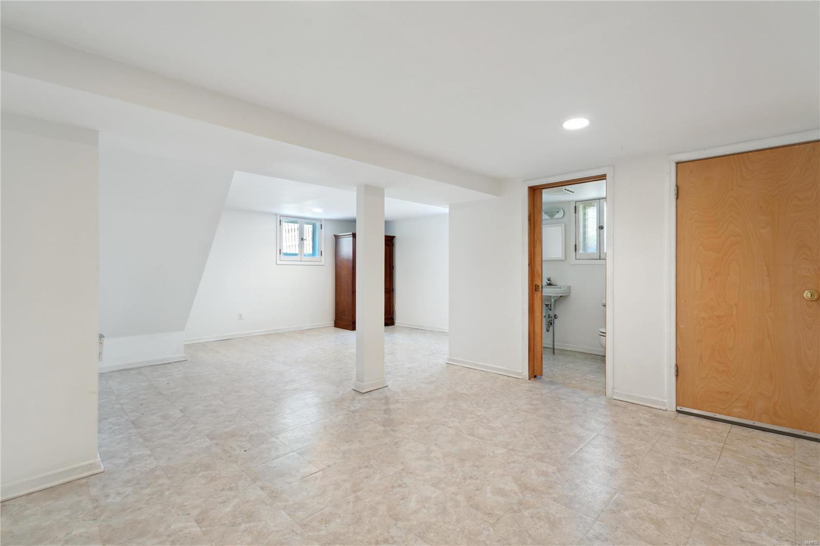 McKnight Park - Residential