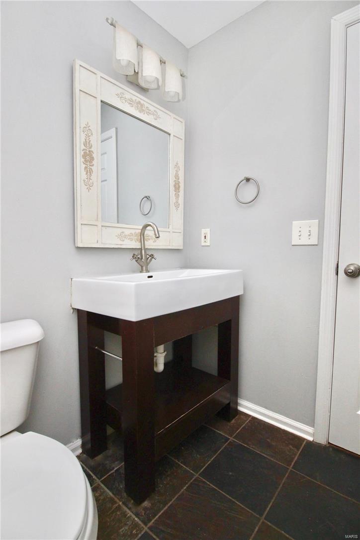 Shaw Castle Condos - Residential Lease