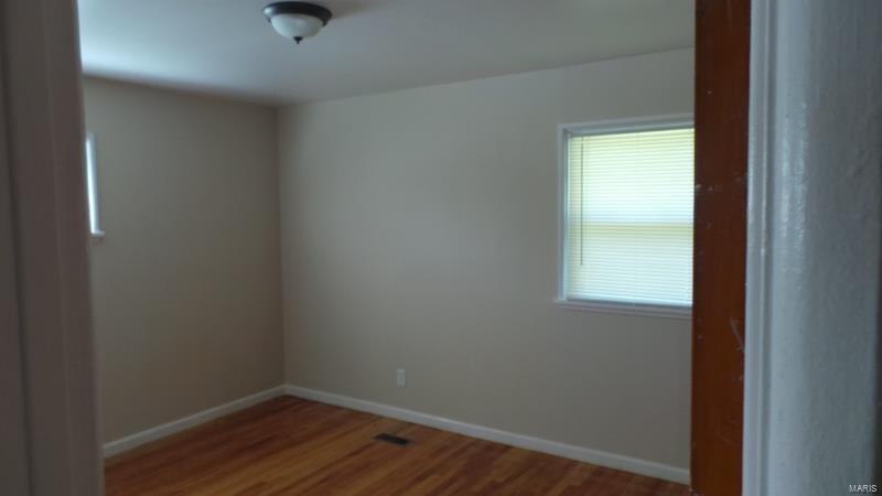 Oakwood Park - Residential Lease