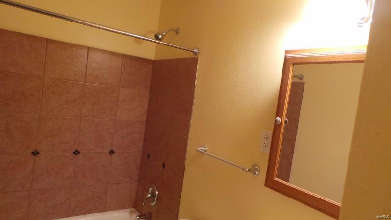 Oakwood Park - Residential Lease