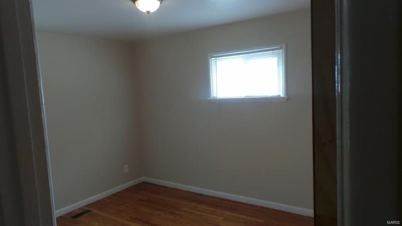 Oakwood Park - Residential Lease