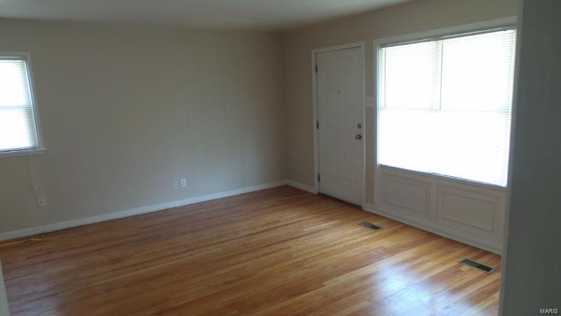 Oakwood Park - Residential Lease