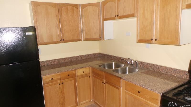 Oakwood Park - Residential Lease