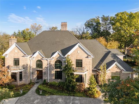 14 Ballantrae Court Frontenac MO 63131