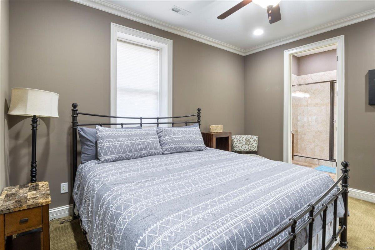 La Riva Est. - Residential