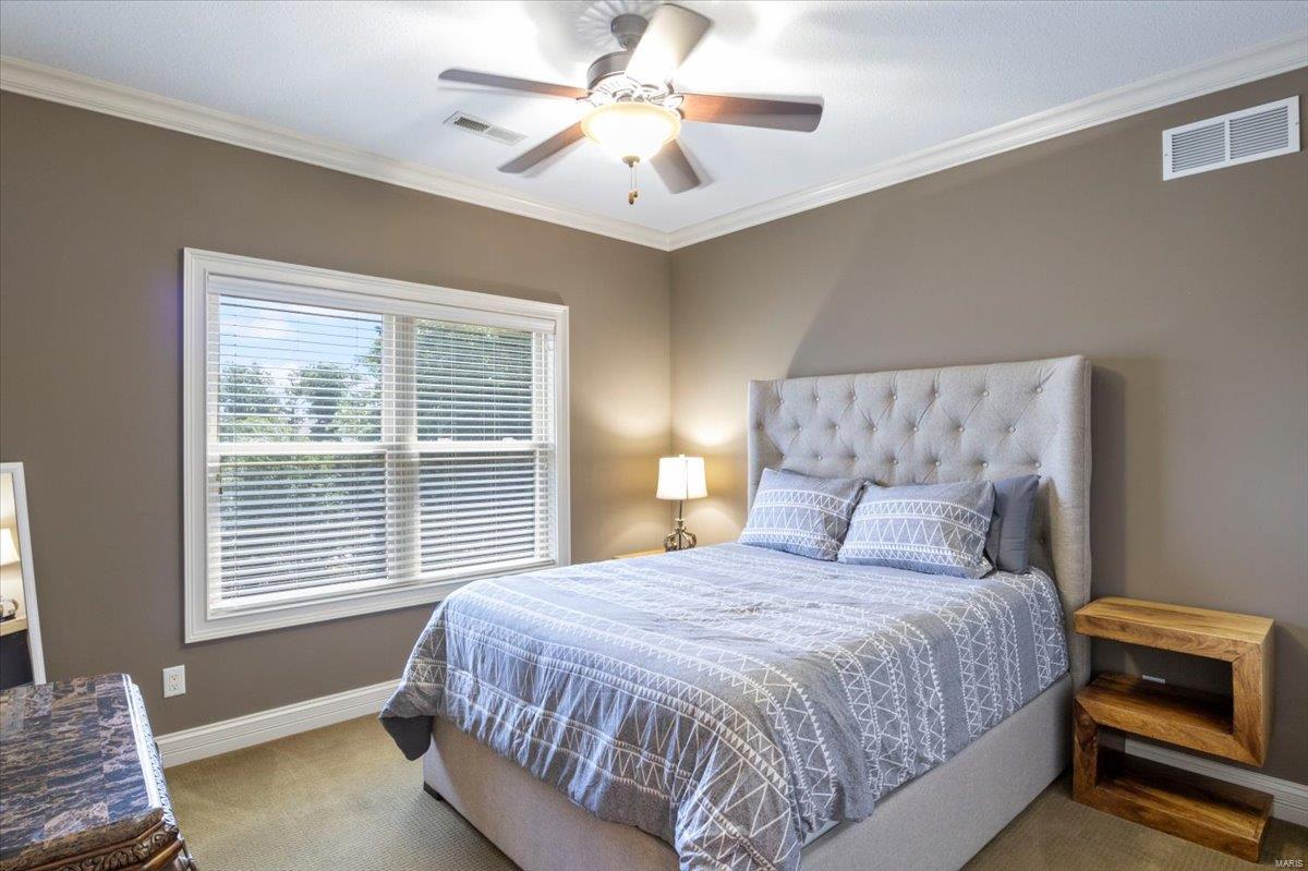 La Riva Est. - Residential