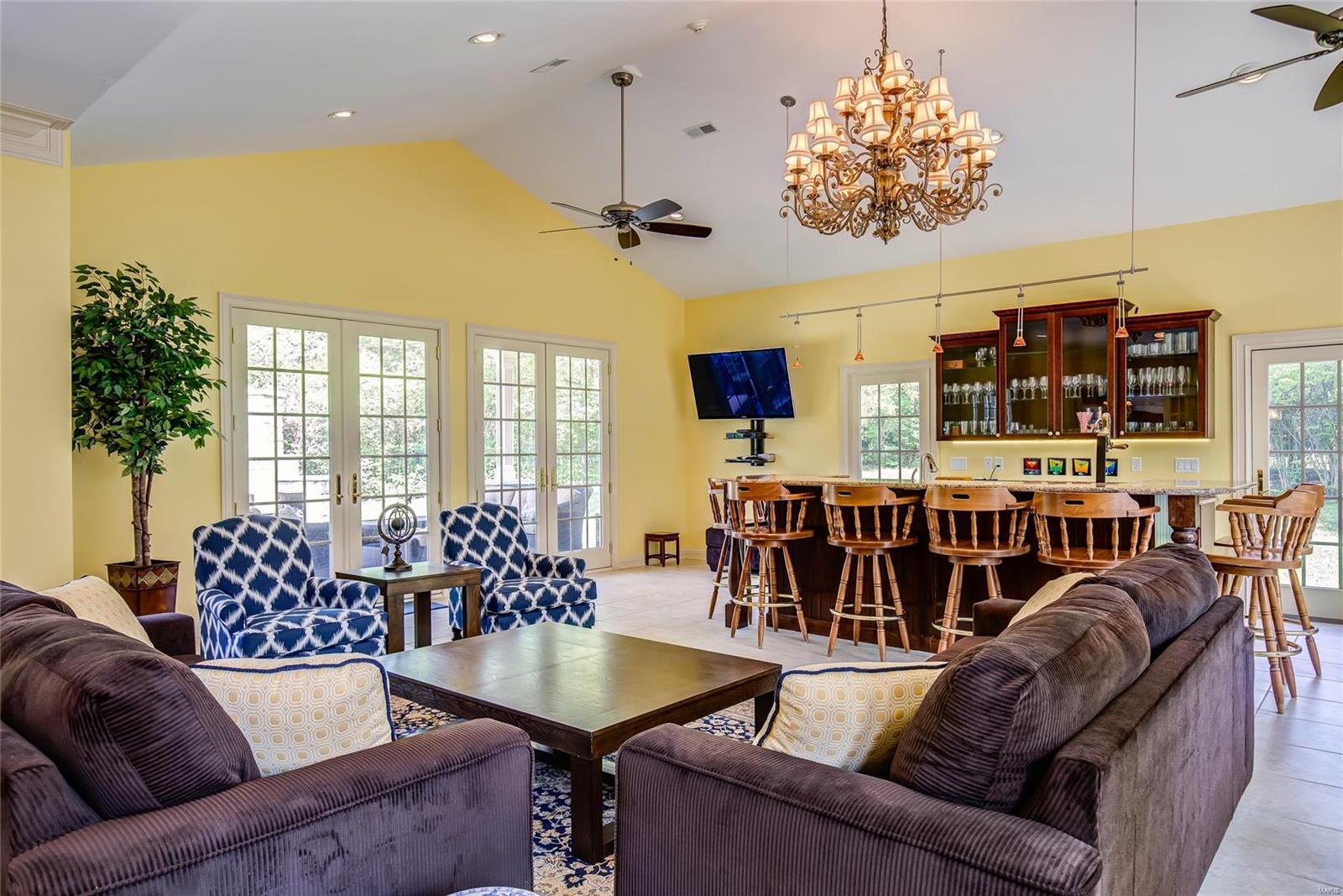 Frontenac Park - Residential