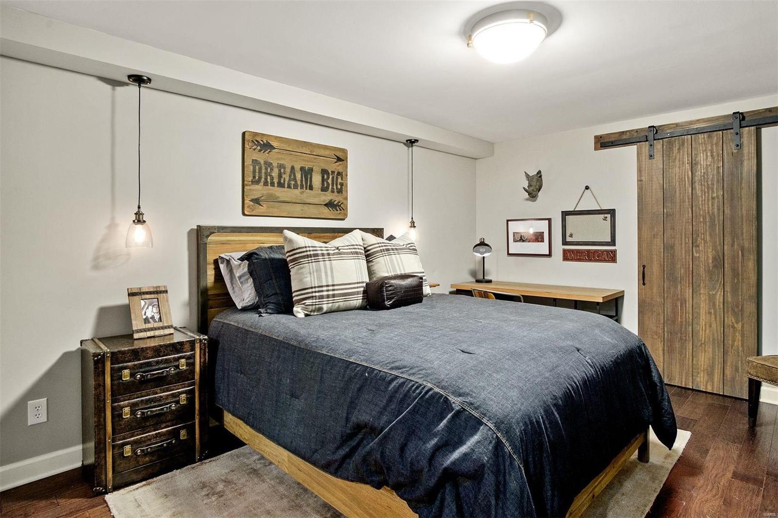 Pine Creek - Residential