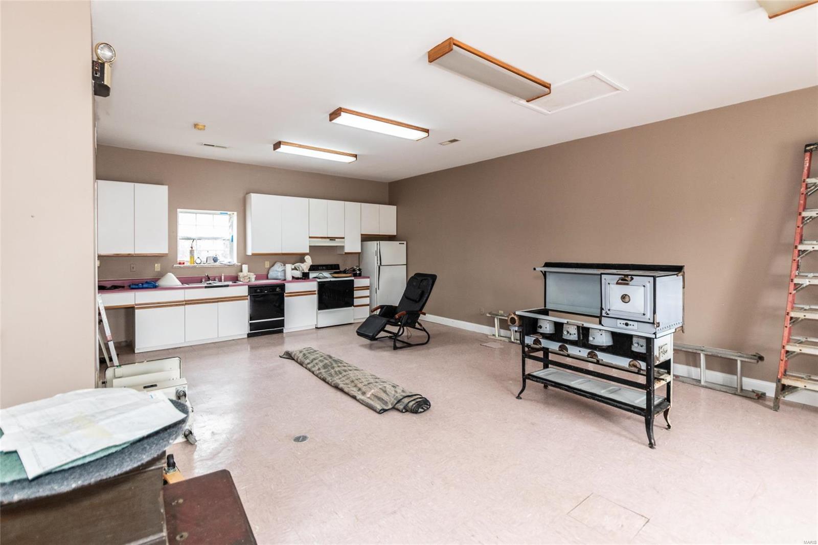 Fenton, Missouri 63026, United States, ,Residential,Pending,28405