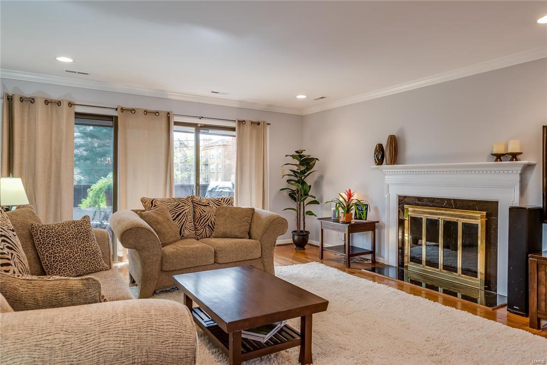 Kingsbury Terrace Condo - Residential