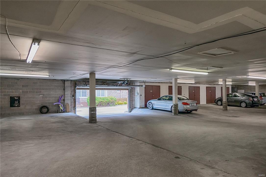 Kingsbury Terrace Condo - Residential