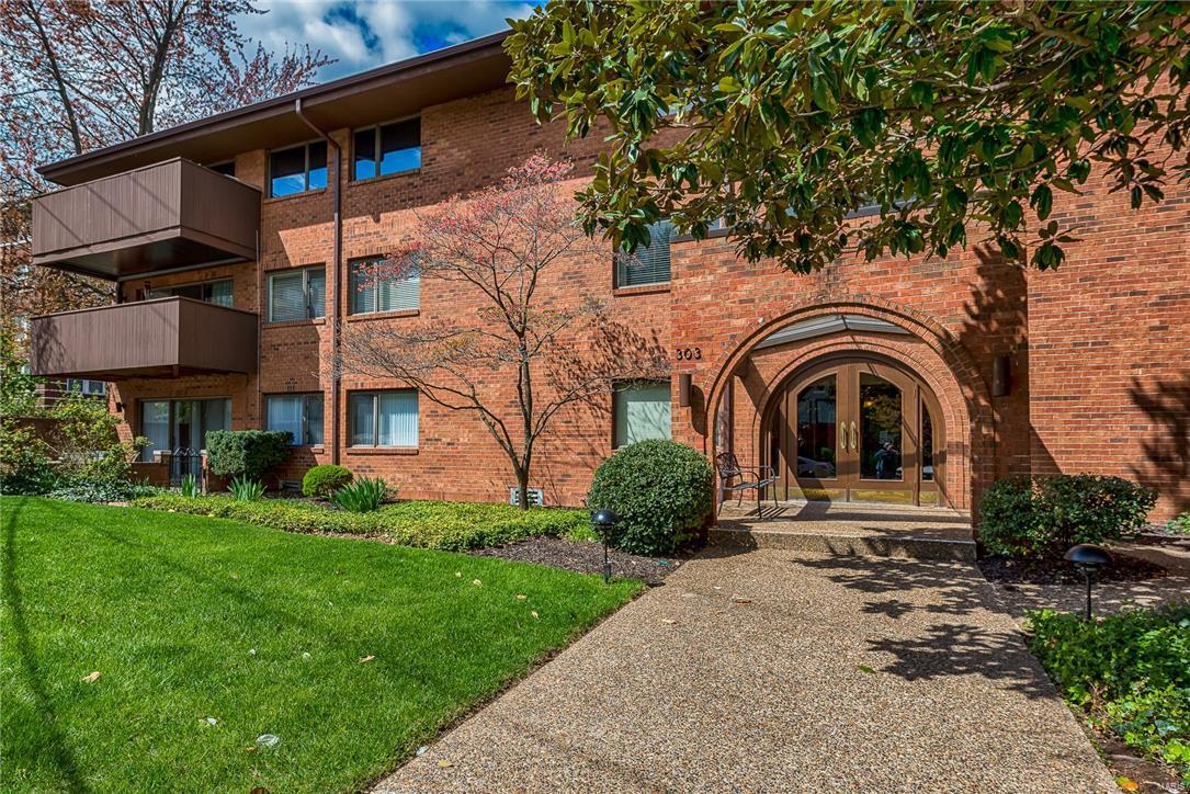 Kingsbury Terrace Condo - Residential
